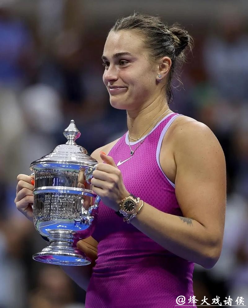 澳网｜萨巴伦卡连续四年闯入决赛无愧 “硬地女王”，莱巴金娜能阻击她吗？