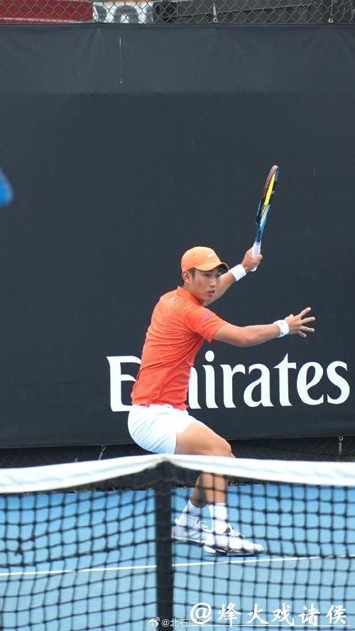 商竣程迎澳网开门红